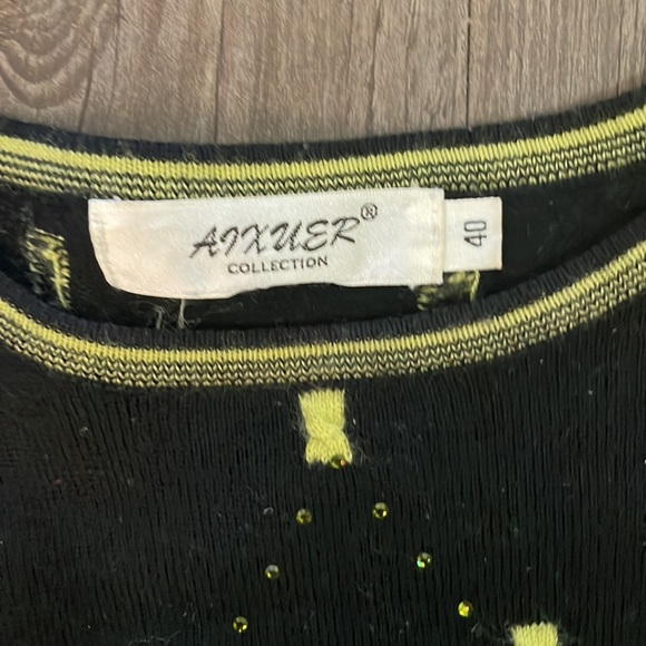 Black /Lime Crystals fine knit pullover Sz 40 - Picture 2 of 4